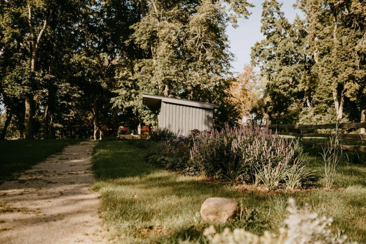 Dundurini Hotel Talsi Kültér fotó